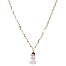N2 Snow White necklace