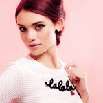 Black 'La La La' text necklace with glitter heart charm